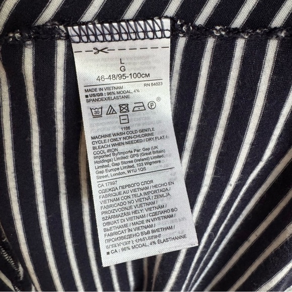 Banana Republic Top - Picture 6 of 6